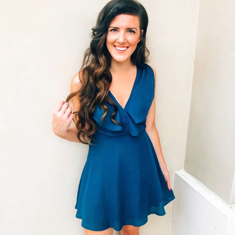 Size small dress worn once- francescas boutique